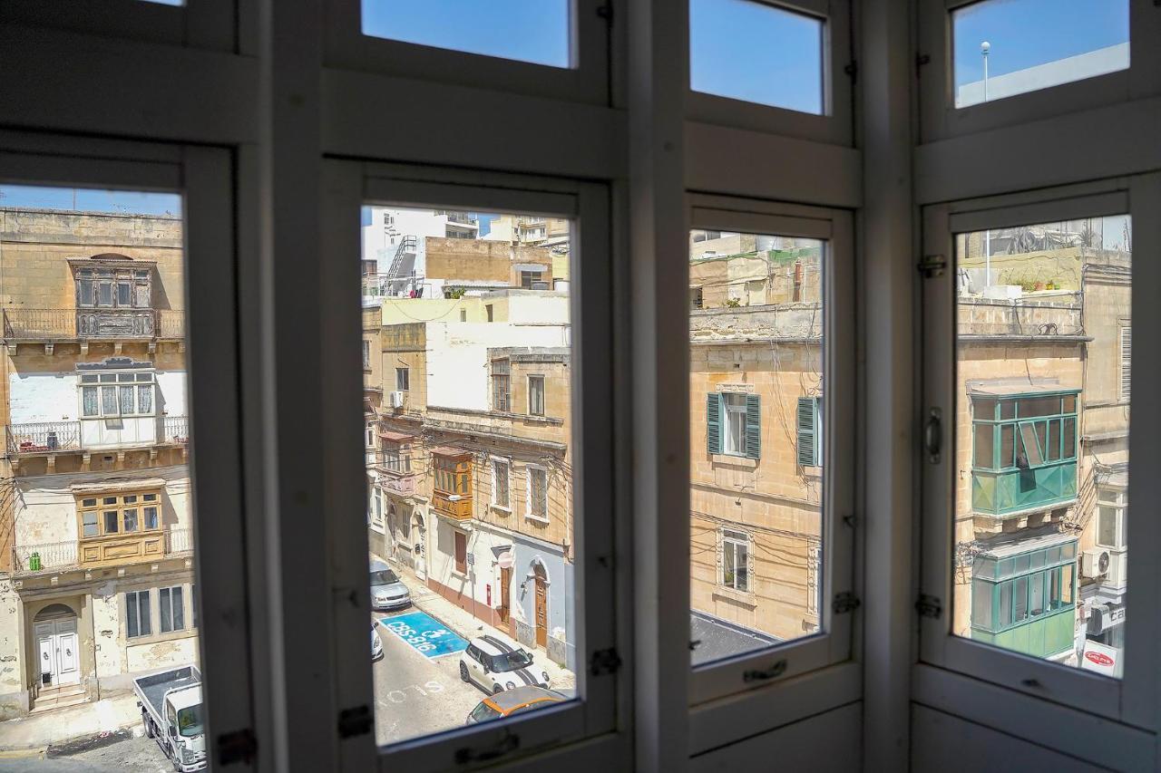 Lovely Apartment Close To The Sea Gzira Exteriör bild